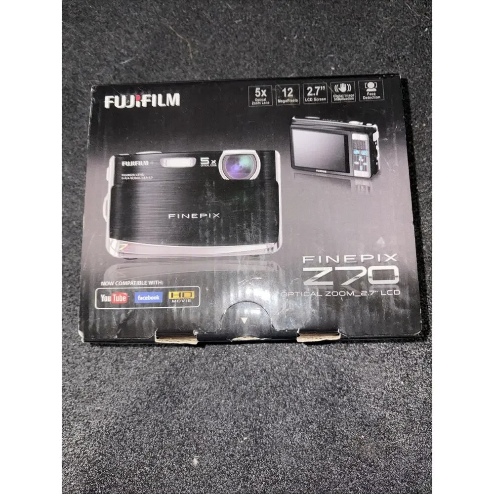 Fujifilm FinePix Z70 12 MP 5x Optical Zoom Digital Cam With Case Charger And Bat